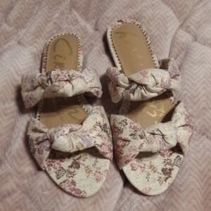 Circus by Sam Edelman Floral Sandals - Cream and Pink